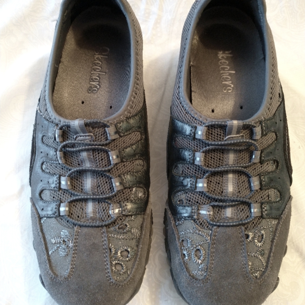 Skechers Skystep Sparkle Grey US 7.5, Bungee Closure